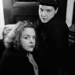 Spiritus pizza movie counter girls portrait